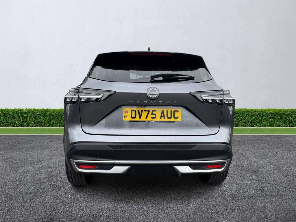 Nissan Qashqai 1.3 Dig-t Mh Tekna OV75AUC Grey #4