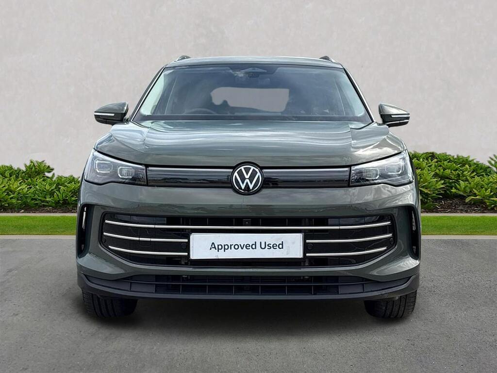 Volkswagen Tiguan 1.5 Tsi Ehybrid 19.7Kwh Elegance Suv Pl KO25OVG Green #5
