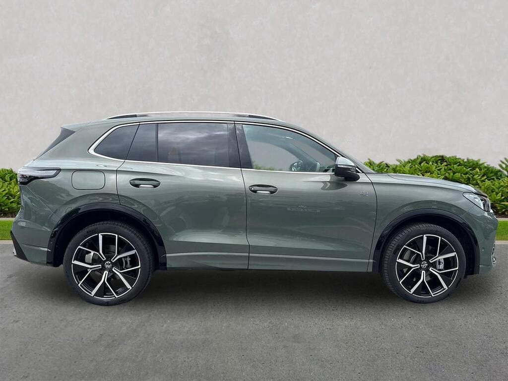 Volkswagen Tiguan 1.5 Tsi Ehybrid 19.7Kwh R-line Suv Plug KR25CWC Green #3