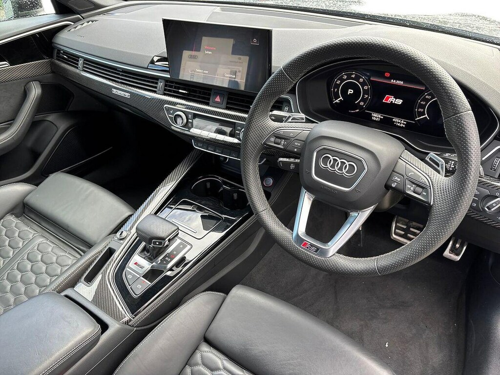 Audi RS4 Carbon Black Black #15
