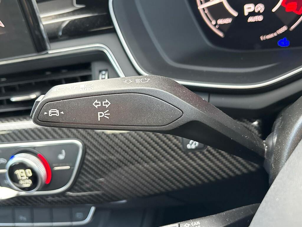 Audi RS4 Carbon Black Black #28