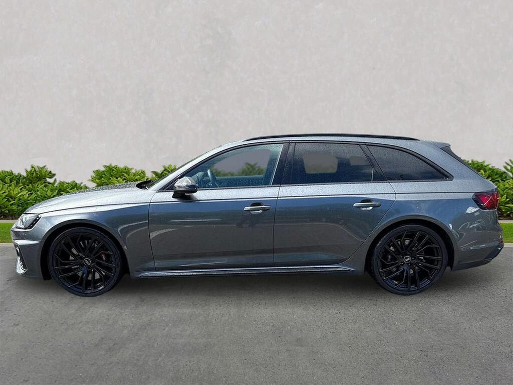 Audi RS4 Carbon Black Black #19