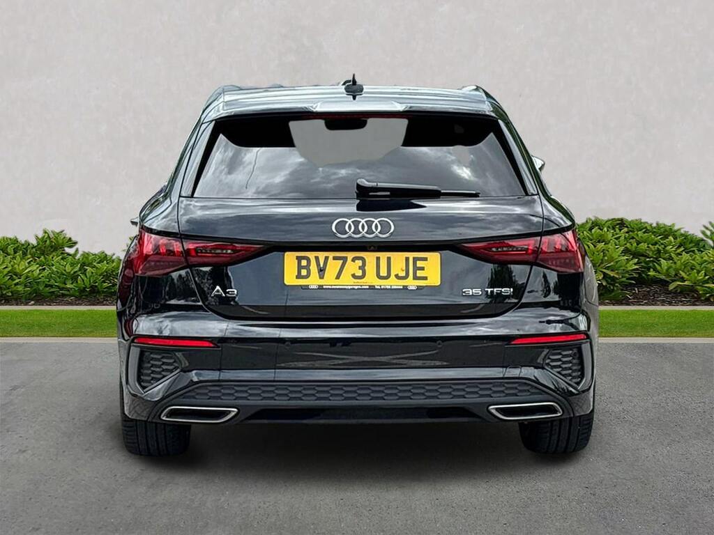 Audi A3 1.5 Tfsi 35 S Line Sportback S Tronic E BV73UJE Black #4
