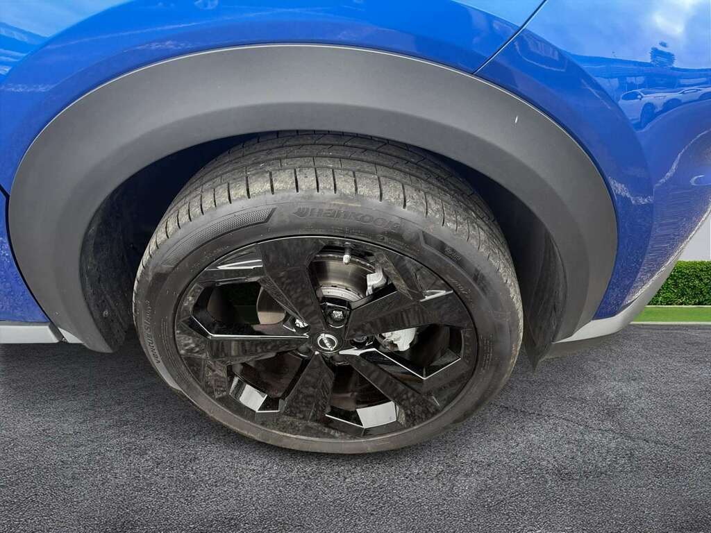 Nissan Juke 1.6 Hybrid Tekna OX25EKD Blue #5