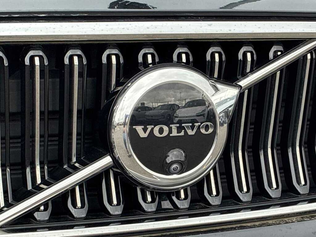 Volvo XC40 2.0 B4p Ultra Dark WF25EYU Black #4