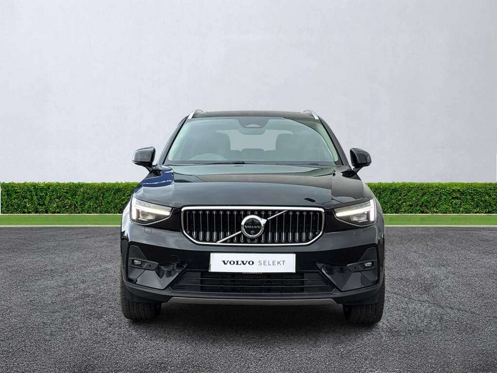 Volvo XC40 2.0 B4p Ultra Dark WF25EYU Black #2