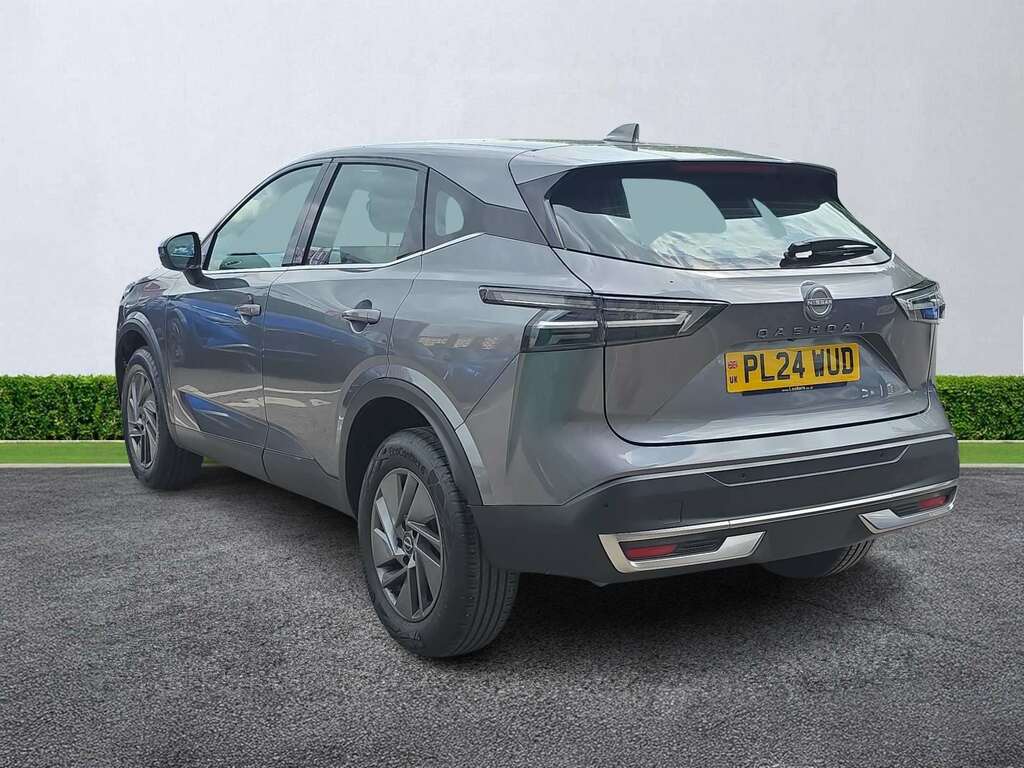 Nissan Qashqai 1.3 Dig-t Mh Acenta Premium PL24WUD Grey #2