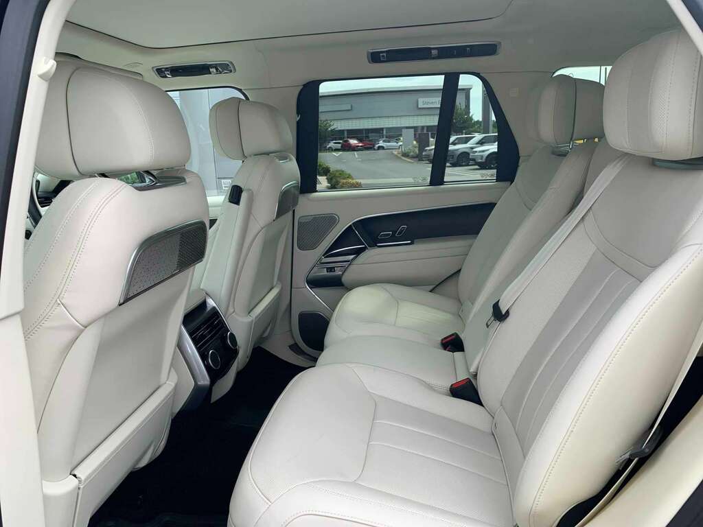 Land Rover Range Rover 4.4 P530 V8 Black #3