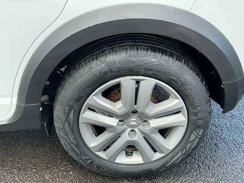 Dacia Sandero Stepway 1.0 Tce Comfort NL72LKK White #6
