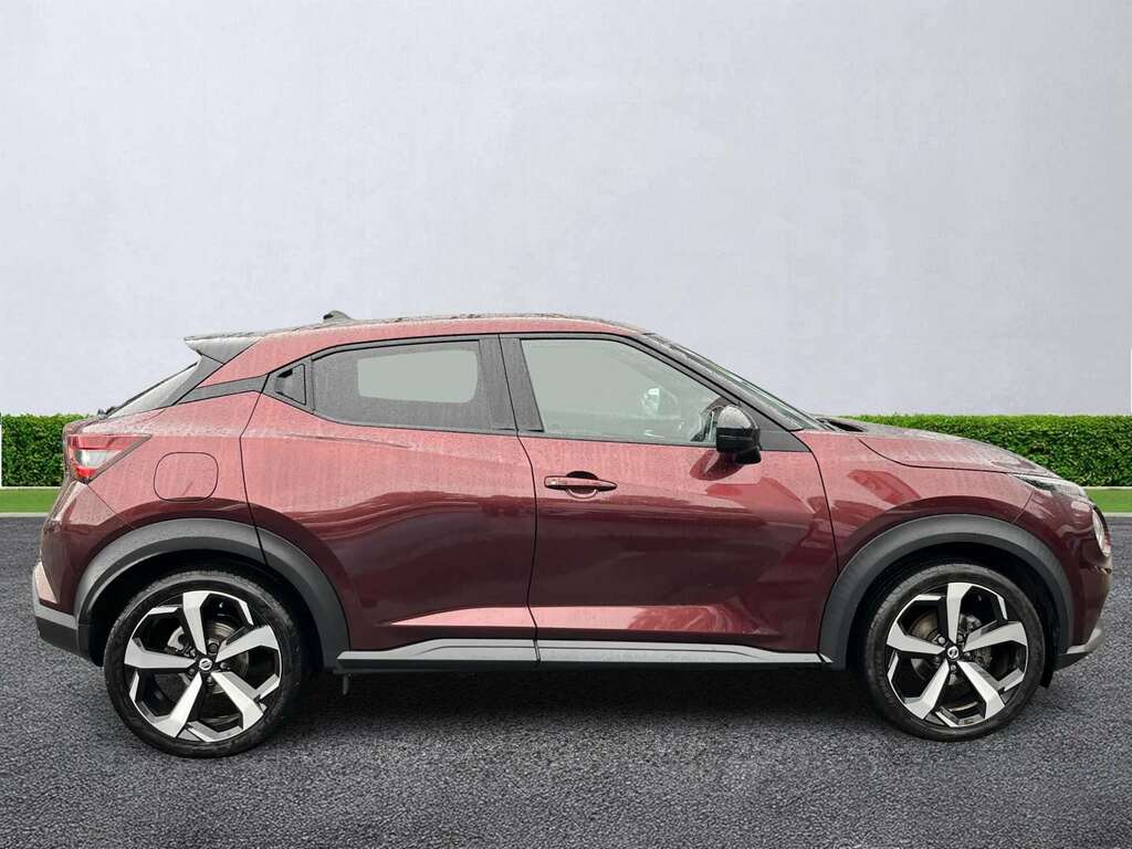 Nissan Juke 1.0 Dig-t 114 Tekna PX70ZWS Red #3
