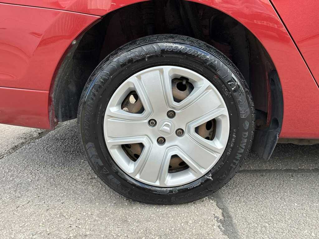 Dacia Logan 0.9 Tce Comfort Red #6