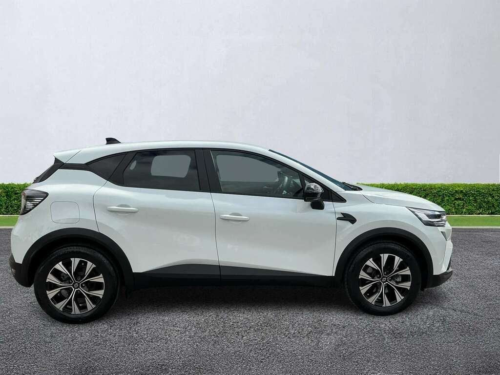 Renault Captur 1.8 E-tech Full Hybrid 160 Evolution NG75BCK White #3