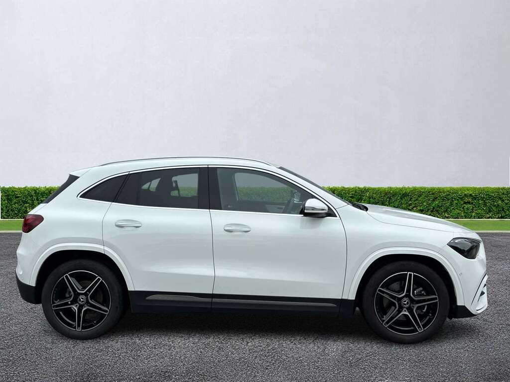 Mercedes-Benz GLA Class Gla 200 Amg Line Executive PK75WFJ White #3