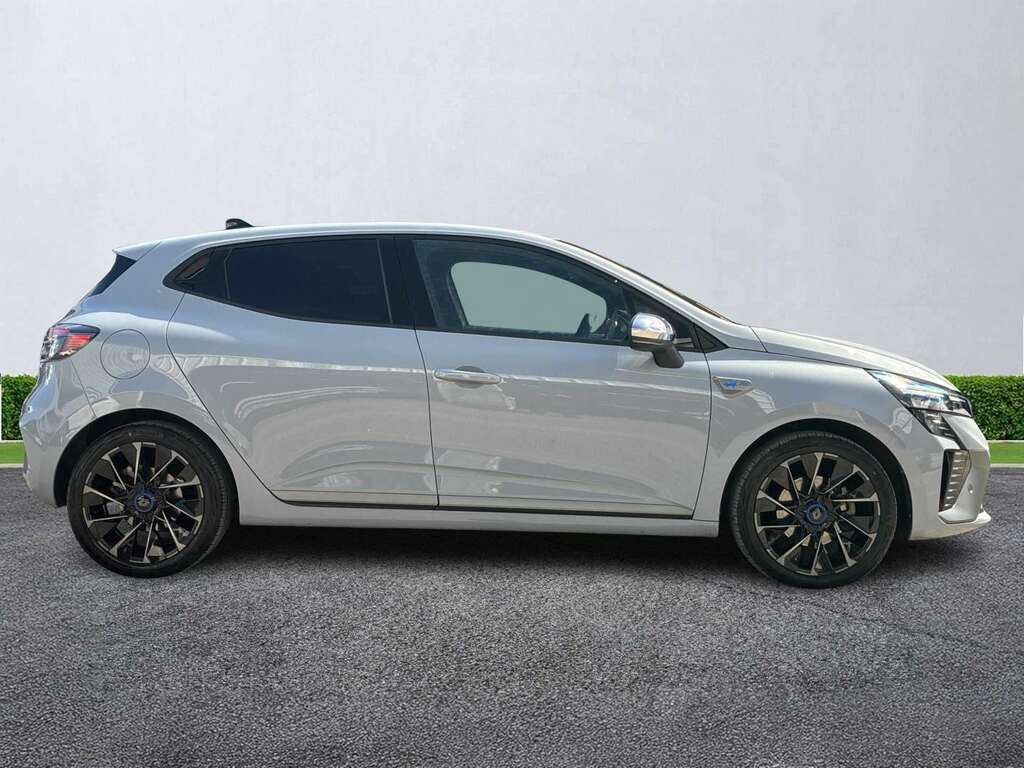 Renault Clio 1.6 E-tech Full Hybrid 145 Esprit Alpine DH25FSA Grey #3