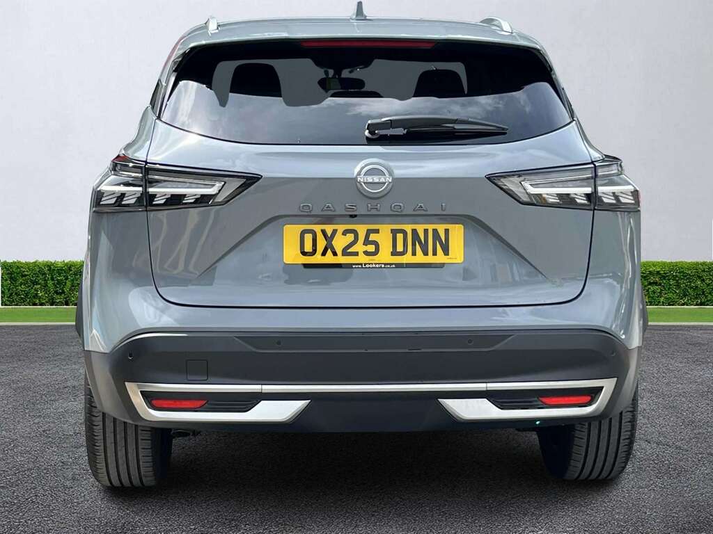 Nissan Qashqai 1.3 Dig-t Mh 158 Tekna Xtronic OX25DNN Grey #4