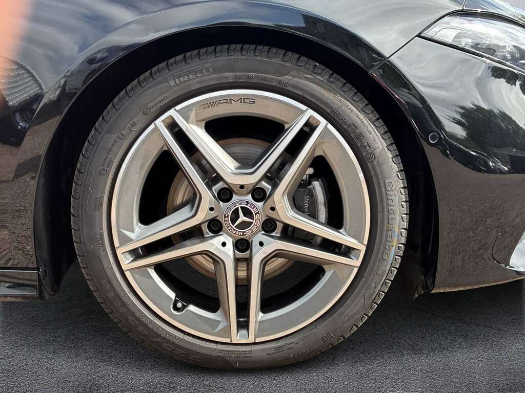 Mercedes-Benz A Class A200d Amg Line Executive KT73CCX Black #6
