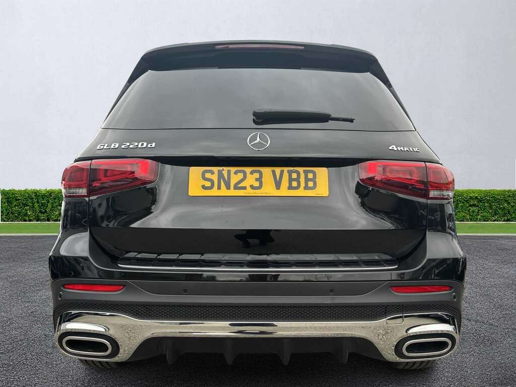 Mercedes-Benz GLB Class Glb 220D 4Matic Amg Line Premium 8G-tronic SN23VBB Black #4