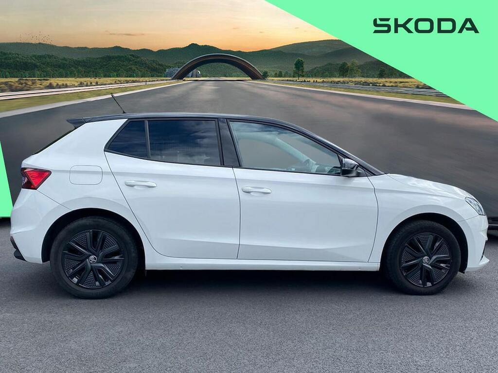 Skoda Fabia 1.0 Tsi Colour Edition Hatchback MM23XES White #3