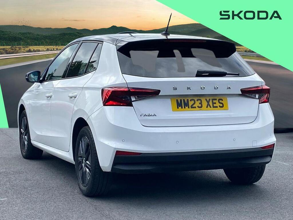 Skoda Fabia 1.0 Tsi Colour Edition Hatchback MM23XES White #2