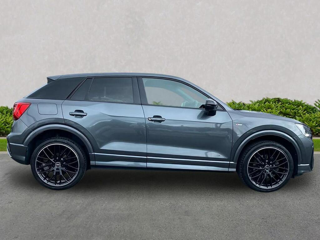 Audi Q2 1.5 Tfsi Cod 35 Black Edition Suv S Tro Grey #3