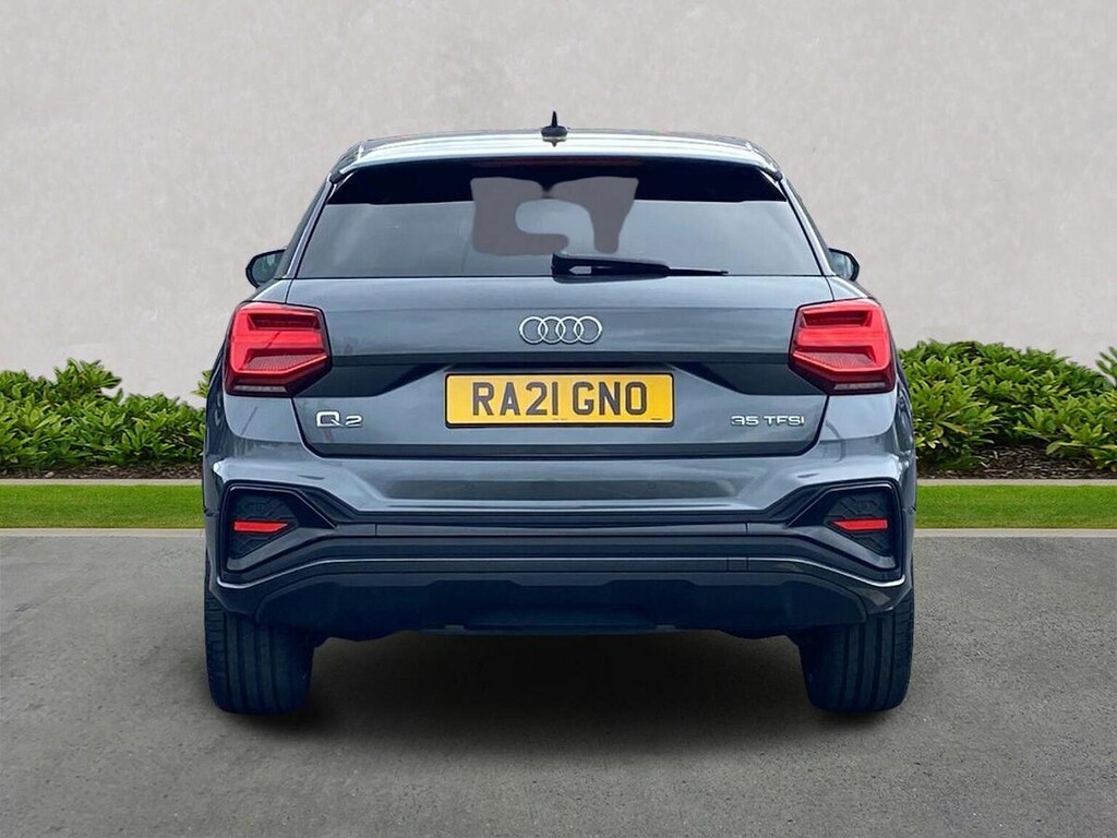 Audi Q2 1.5 Tfsi Cod 35 Black Edition Suv S Tro Grey #4