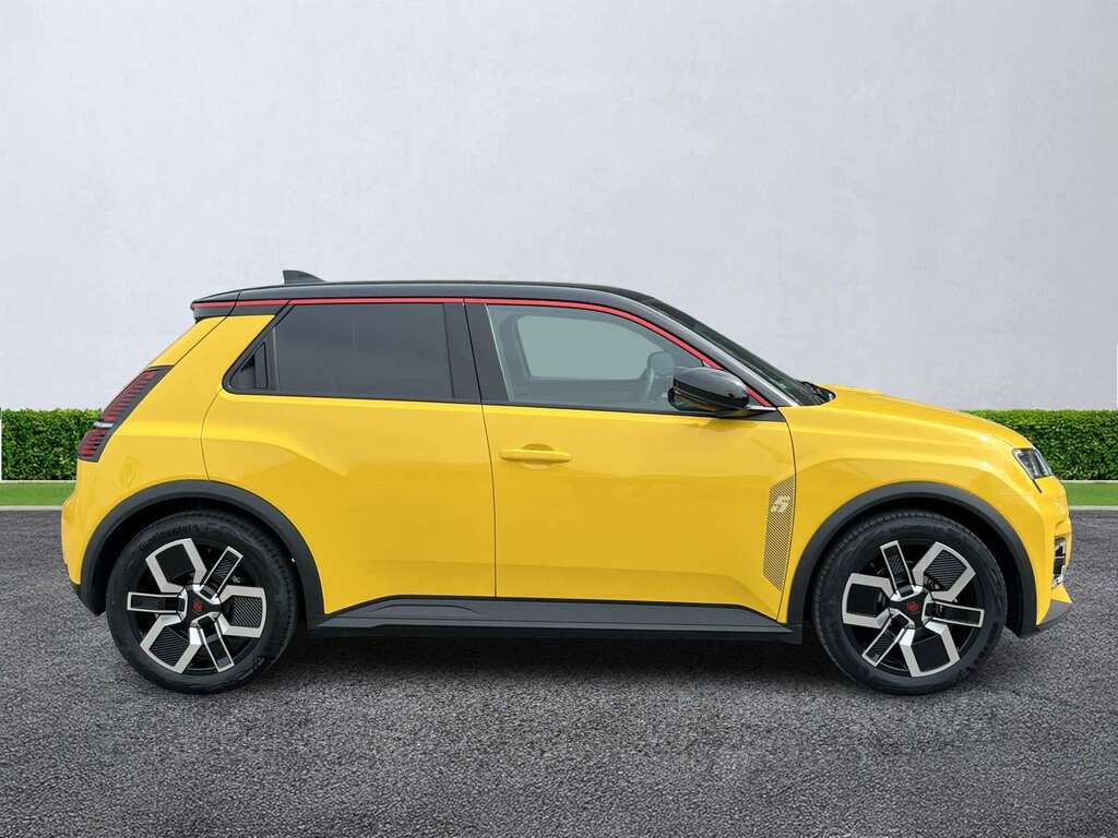 Renault 5 E-Tech 110Kw Techno Comfort Range 52Kwh PX26ZSD Yellow #3