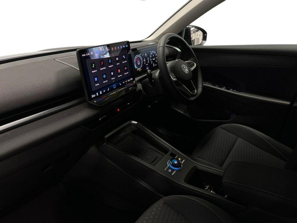 Volkswagen T-Roc 1.5 Etsi 150 Life Dsg PF26FFJ Black #6