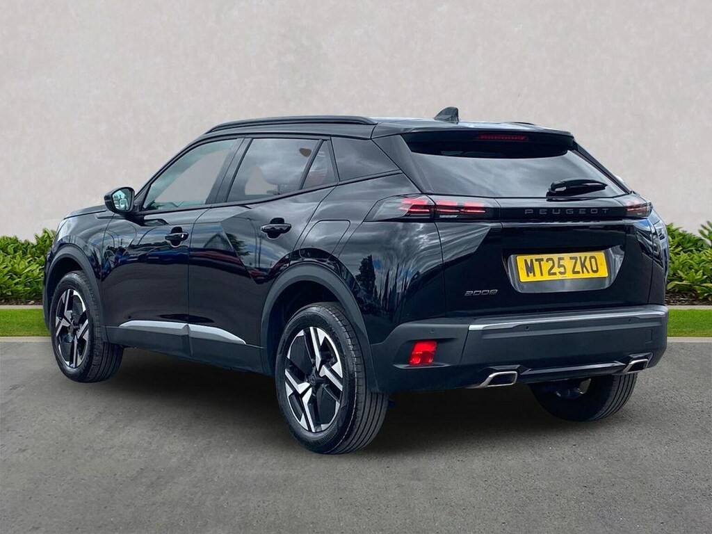 Peugeot 2008 1.2 Puretech 130 Allure Black #2