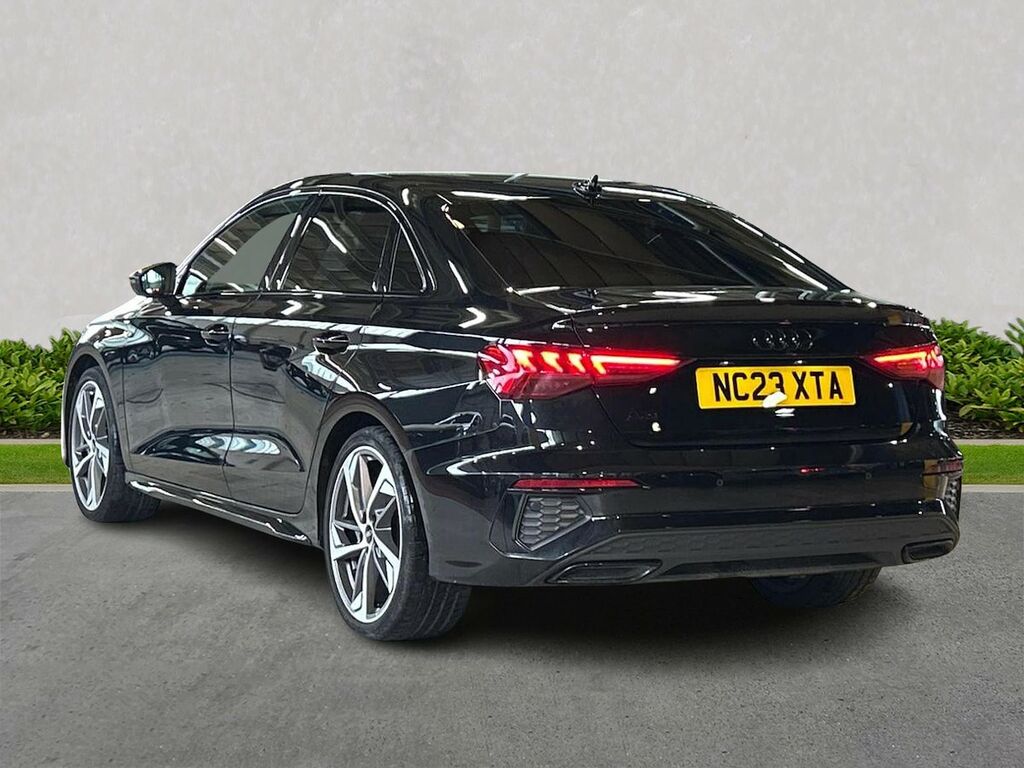 Audi A3 35 Tfsi Black Edition Black #2