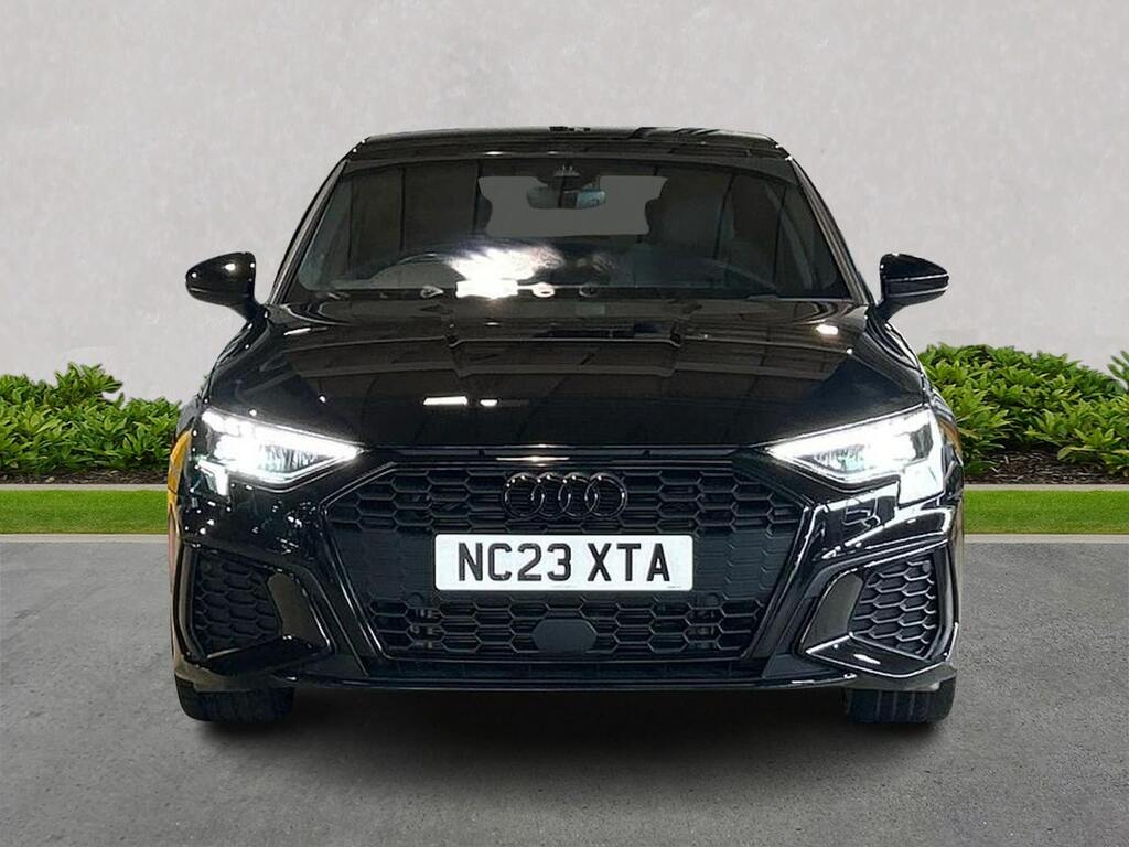 Audi A3 35 Tfsi Black Edition Black #5