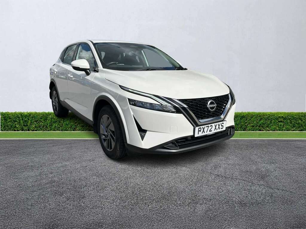 Nissan Qashqai 1.3 Dig-t Mh Acenta Premium White