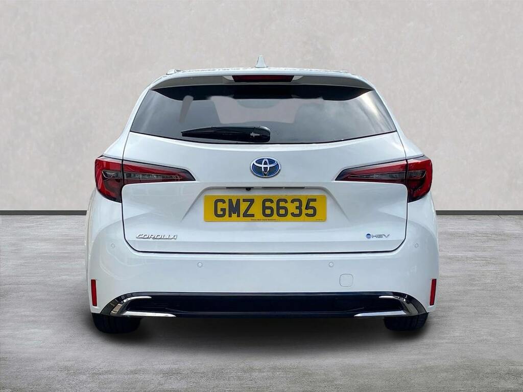 Toyota Corolla 1.8 Vvt-h Design Touring Sports Hybrid GMZ6635 White #4