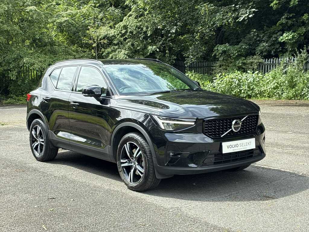 Volvo XC40 2.0 B3p Plus Dark Black