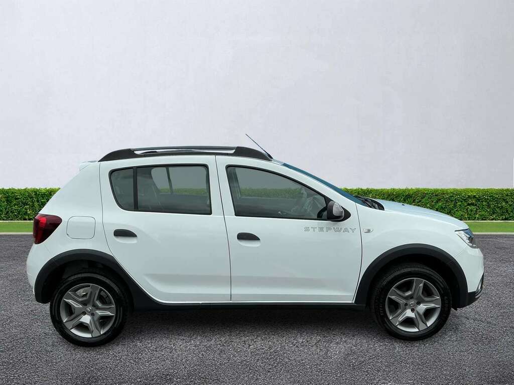 Dacia Sandero Stepway 0.9 Tce Essential ND19RNY White #3