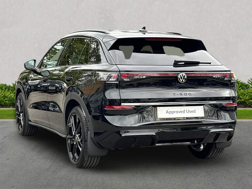 Volkswagen T-Roc 1.5 Etsi 150 R-line Dsg Tech Pack LF26BBJ Black #2