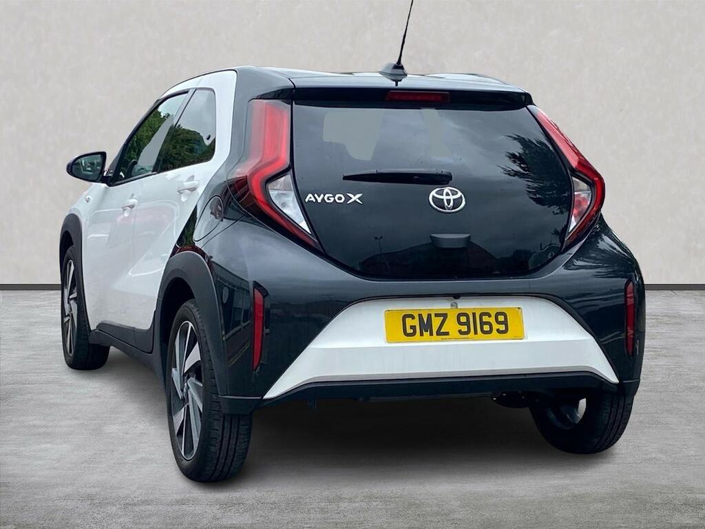Toyota Aygo X 1.0 Vvt-i Edge Hatchback X-shift Euro 6 GMZ9169 White #2