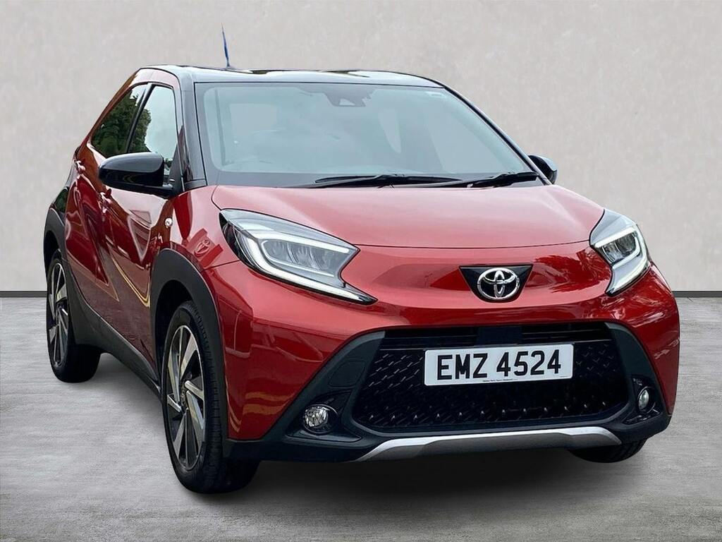 Toyota Aygo X 1.0 Vvt-i Exclusive Hatchback X-shift E Red