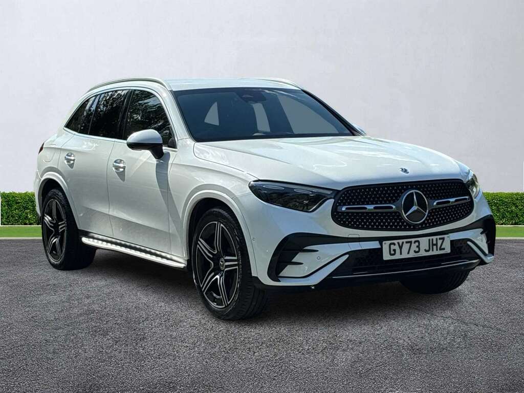 Mercedes-Benz GLC Class Glc 220D 4Matic Amg Line Premium 9G-tronic White