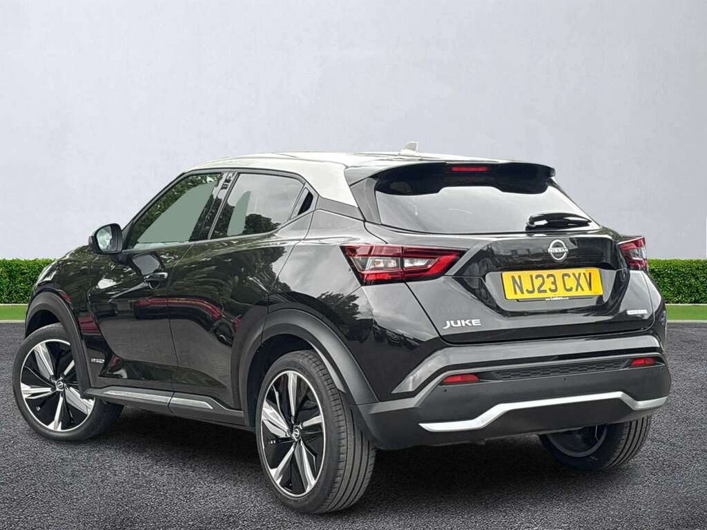 Nissan Juke 1.6 Hybrid Tekna NJ23CXV Black #2