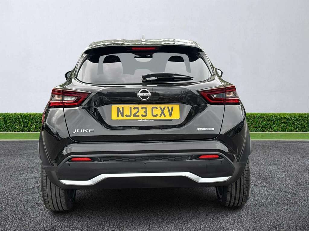 Nissan Juke 1.6 Hybrid Tekna NJ23CXV Black #4