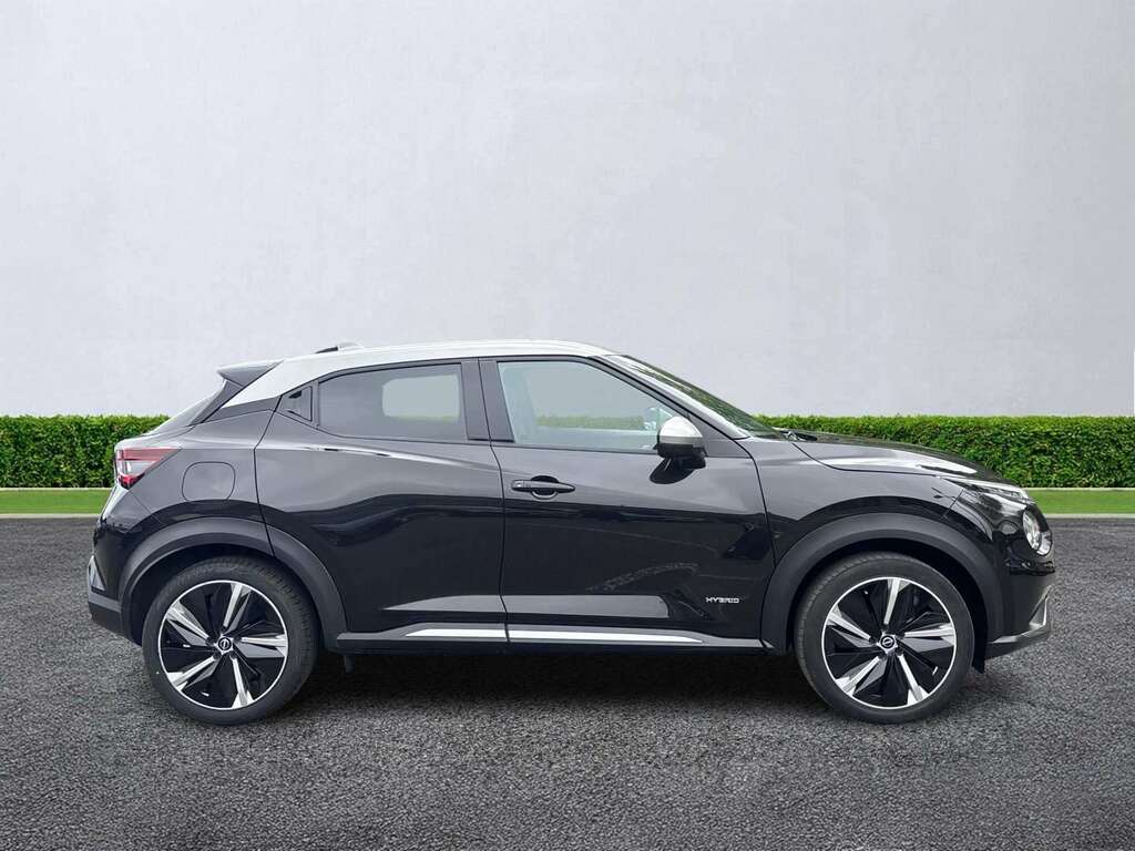 Nissan Juke 1.6 Hybrid Tekna NJ23CXV Black #3