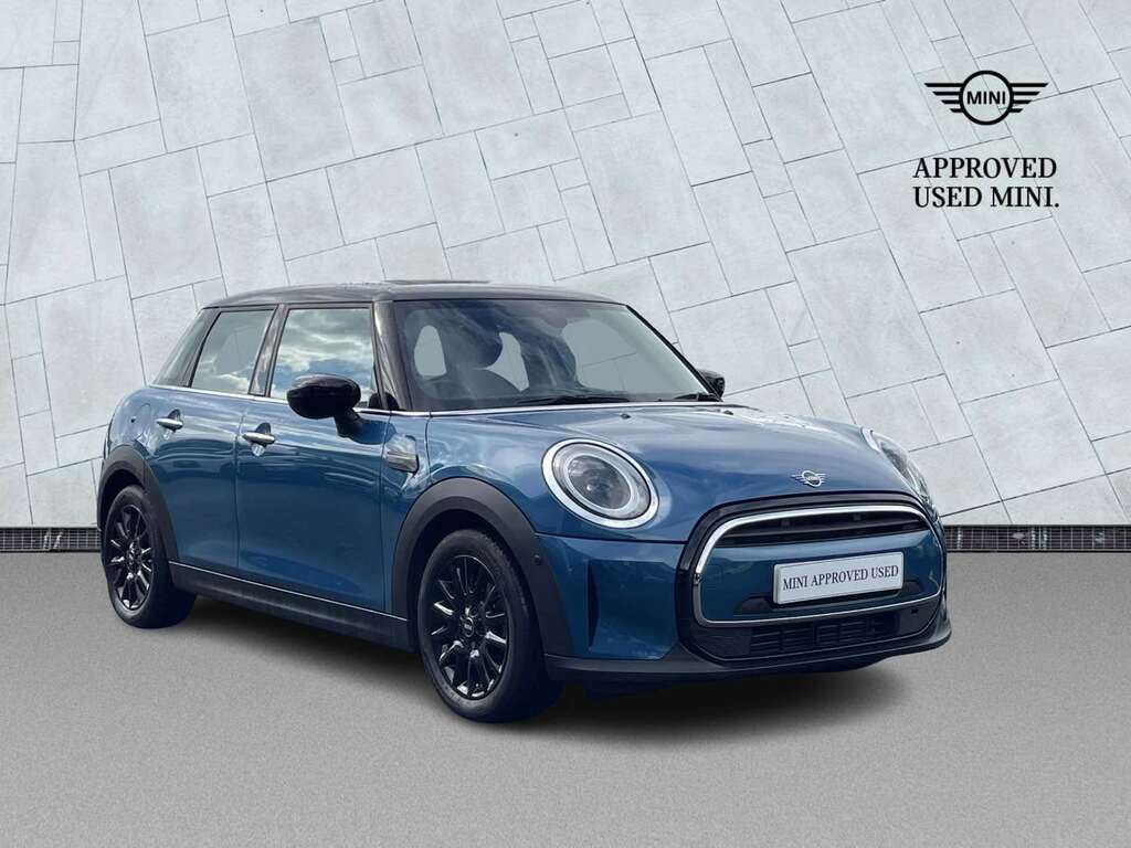 Mini Hatch 1.5 Cooper Classic Blue