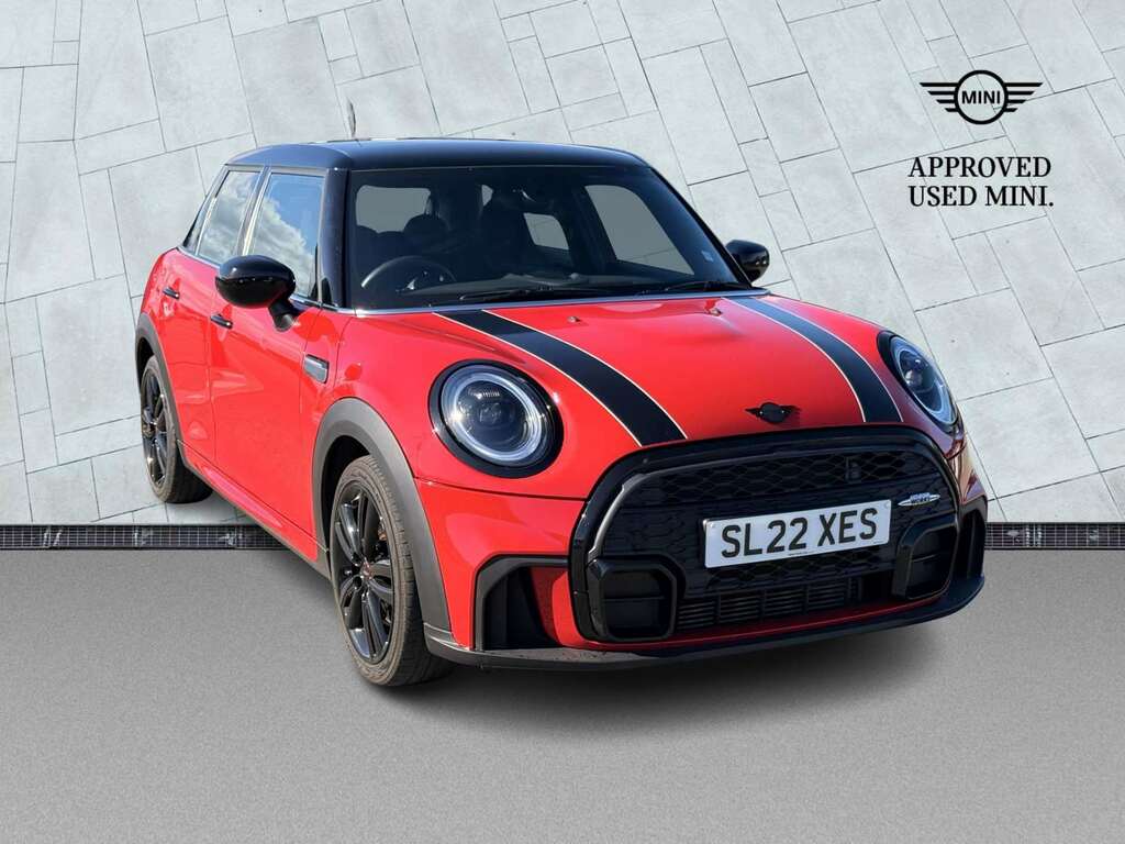 Mini Hatch 1.5 Cooper Sport Red