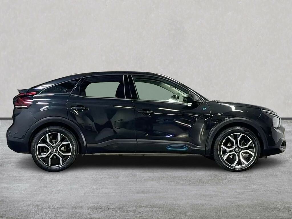Citroen e-C4 50Kwh Shine Hatchback 136 Ps Black #3