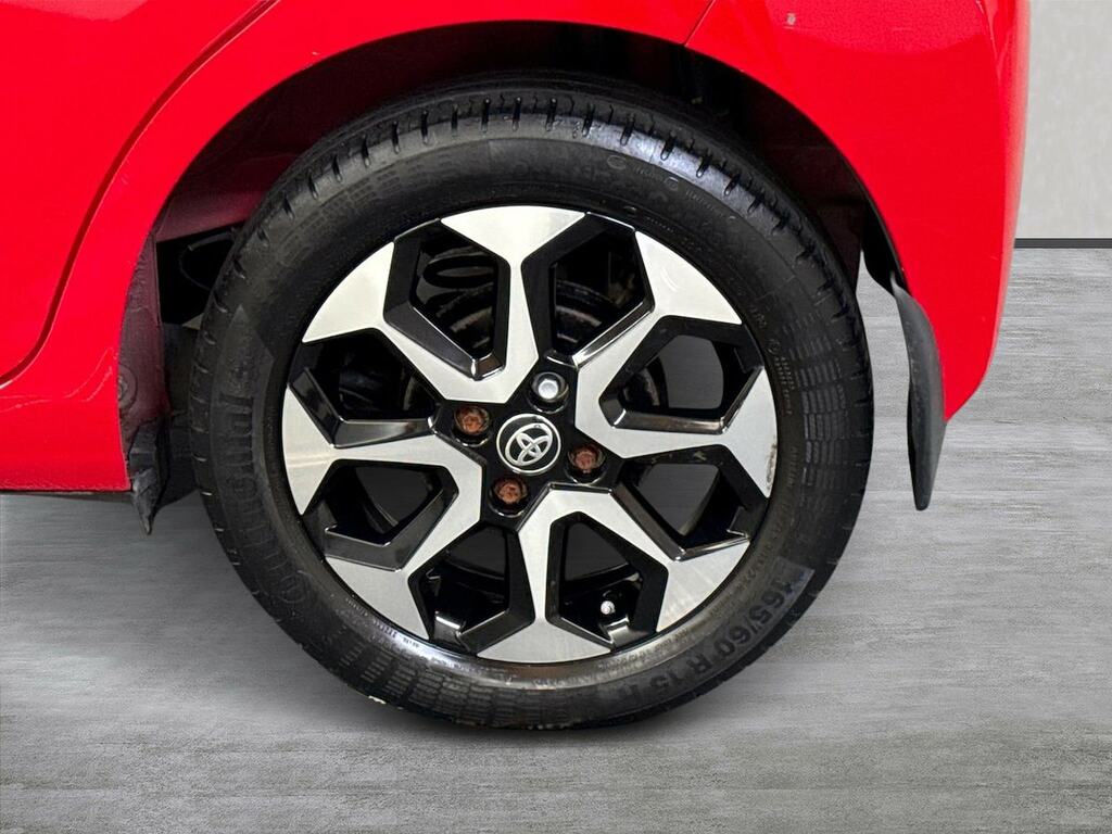 Toyota Aygo 1.0 Vvt-i X-trend Hatchback X-shift Eur RRZ4082 Red #6