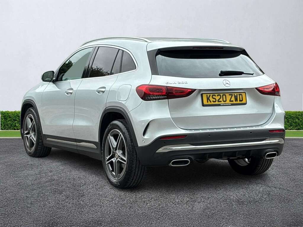 Mercedes-Benz GLA Class Gla 200 Amg Line Executive KS20ZWD Silver #2