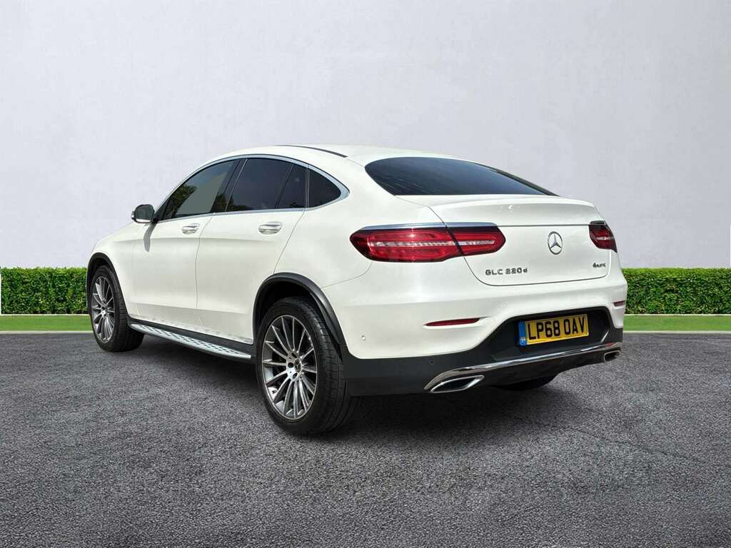 Mercedes-Benz GLC Class Glc 220D 4Matic Amg Line Premium 9G-tronic LP68OAV White #2