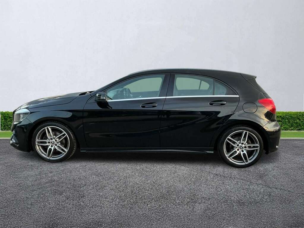 Mercedes-Benz A Class A160 Amg Line KX18PAO Black #4