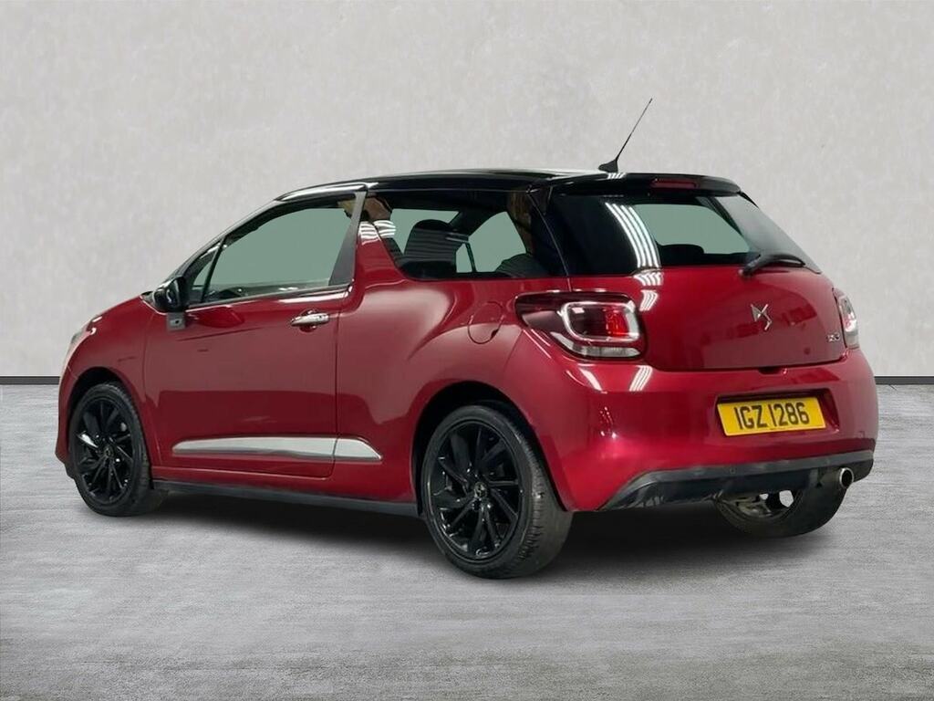 DS DS 3 1.2 Puretech Connected Chic Hatchback M Red #2