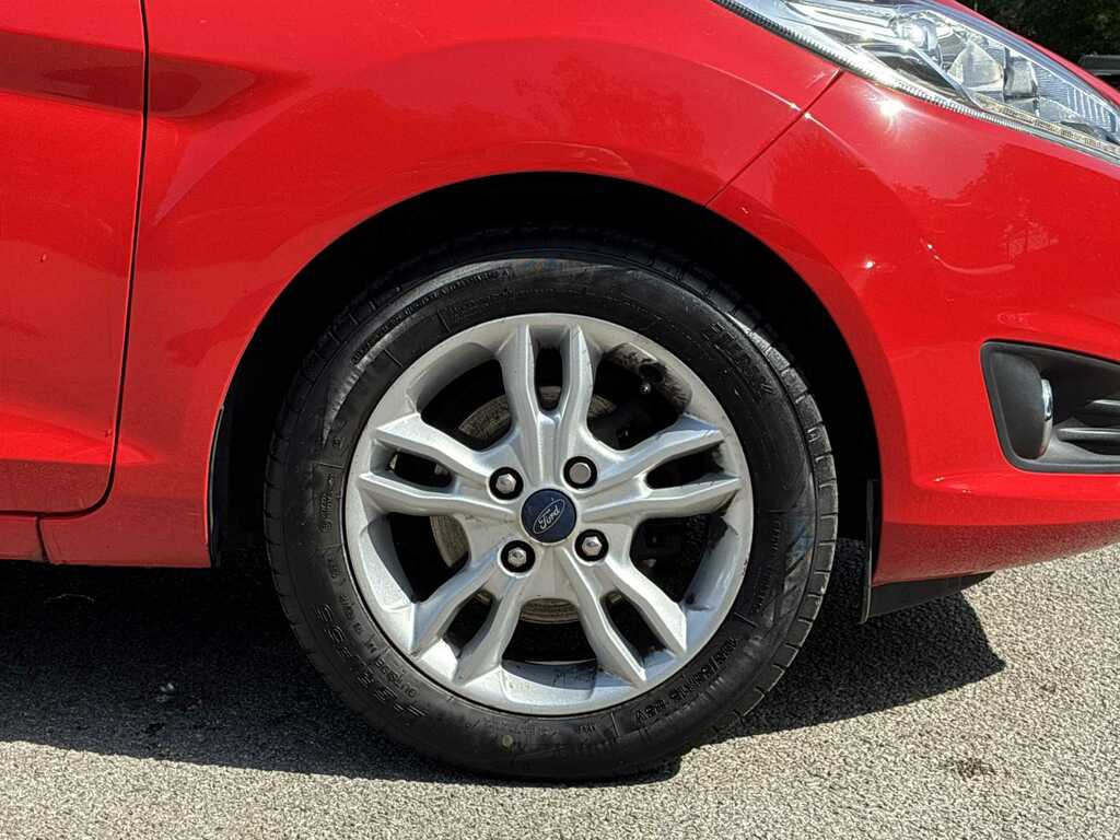 Ford Fiesta 1.0 Ecoboost Zetec KV65AXA Red #6